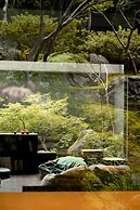 Yakamoz qianchuan Hotel