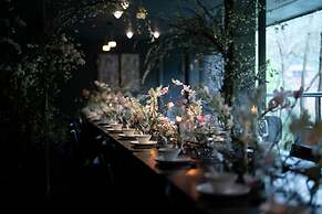 Yakamoz qianchuan Hotel