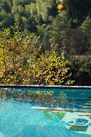 Yakamoz qianchuan Hotel