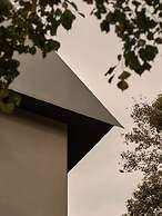 Yakamoz qianchuan Hotel