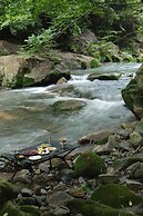 Yakamoz qianchuan Hotel