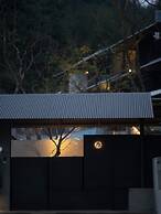 Yakamoz qianchuan Hotel