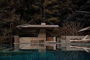 Yakamoz qianchuan Hotel