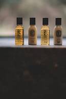 Yakamoz qianchuan Hotel