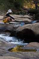 Yakamoz qianchuan Hotel