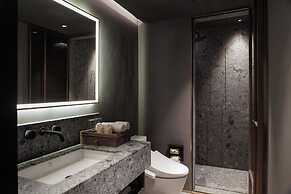 Yakamoz qianchuan Hotel