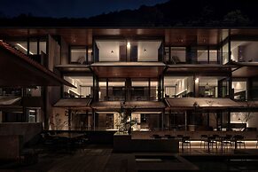 Yakamoz qianchuan Hotel