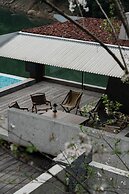 Yakamoz qianchuan Hotel