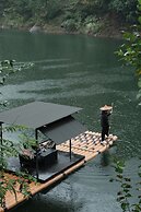 Yakamoz qianchuan Hotel