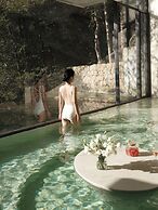 Yakamoz qianchuan Hotel