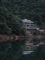 Yakamoz qianchuan Hotel