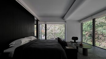 Yakamoz qianchuan Hotel