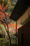 Yakamoz qianchuan Hotel