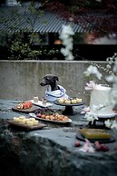 Yakamoz qianchuan Hotel