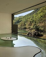 Yakamoz qianchuan Hotel