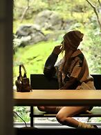 Yakamoz qianchuan Hotel