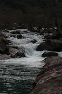 Yakamoz qianchuan Hotel