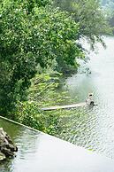 Yakamoz qianchuan Hotel