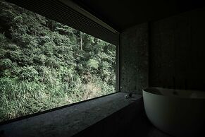 Yakamoz qianchuan Hotel