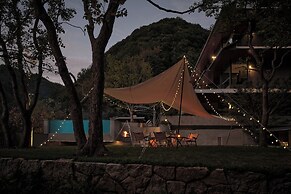 Yakamoz qianchuan Hotel