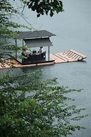 Yakamoz qianchuan Hotel