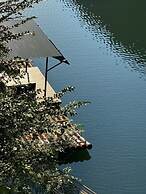 Yakamoz qianchuan Hotel