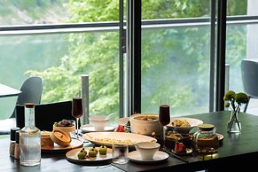 Yakamoz qianchuan Hotel