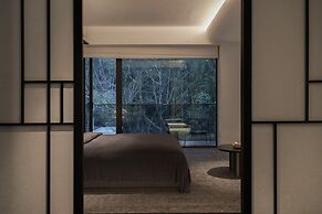 Yakamoz qianchuan Hotel