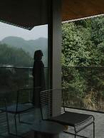 Yakamoz qianchuan Hotel