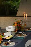 Yakamoz qianchuan Hotel