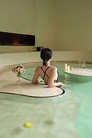 Yakamoz qianchuan Hotel