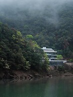 Yakamoz qianchuan Hotel