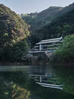 Yakamoz qianchuan Hotel