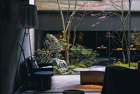 Yakamoz qianchuan Hotel