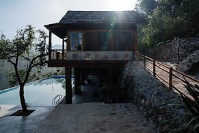 Khuoi Han Ecolodge Cao Bang