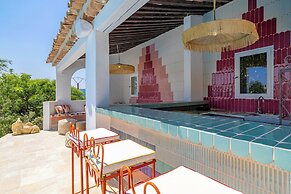 Guest Room Apartment in Provencal Villa - 1br/2p