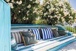 Guest Room Apartment in Provencal Villa - 1br/2p