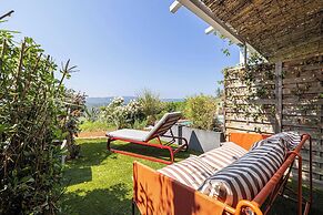 Guest Room Apartment in Provencal Villa - 1br/2p