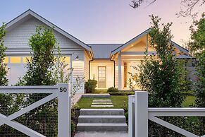 Muskoka Luxe Retreat With Pool Spa Fire Pit