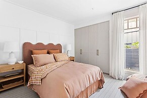 Muskoka Luxe Retreat With Pool Spa Fire Pit