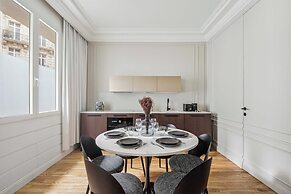 Elegant Apartment -1br/6p - Arc de Triomphe