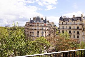 Luxurious Home in Paris for 6 People