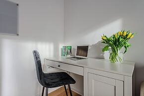 Lumina apart with parking in City Center