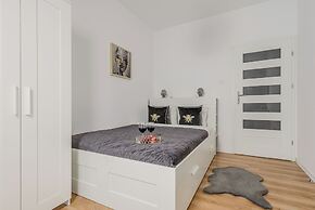 Lumina apart with parking in City Center