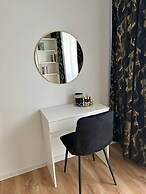 Lumina apart with parking in City Center