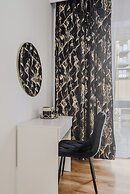 Lumina apart with parking in City Center