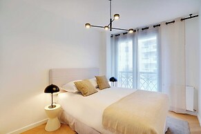 Sleek & Refined Apartment - Levallois-perret