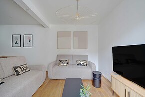 Private Terrace Apartment -1bdr/ 6p-sacra-ca