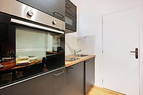 Private Terrace Apartment -1bdr/ 6p-sacra-ca