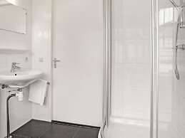 Inviting Holiday Home on the Water